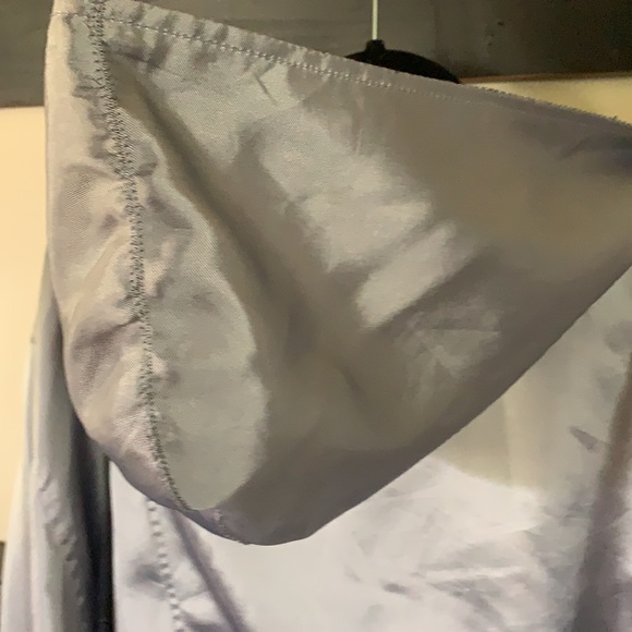 Vintage silver Fila hooded jacket windbreaker 14 - Picture 9 of 11